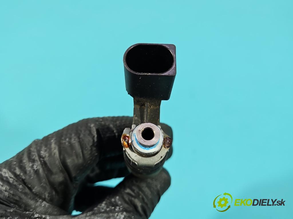 Vw Golf plus 1.4 TSI 122 hp manual 90 kW 1390 cm3 5- vstřikovač 03C906036F (Vstřikovač paliva)