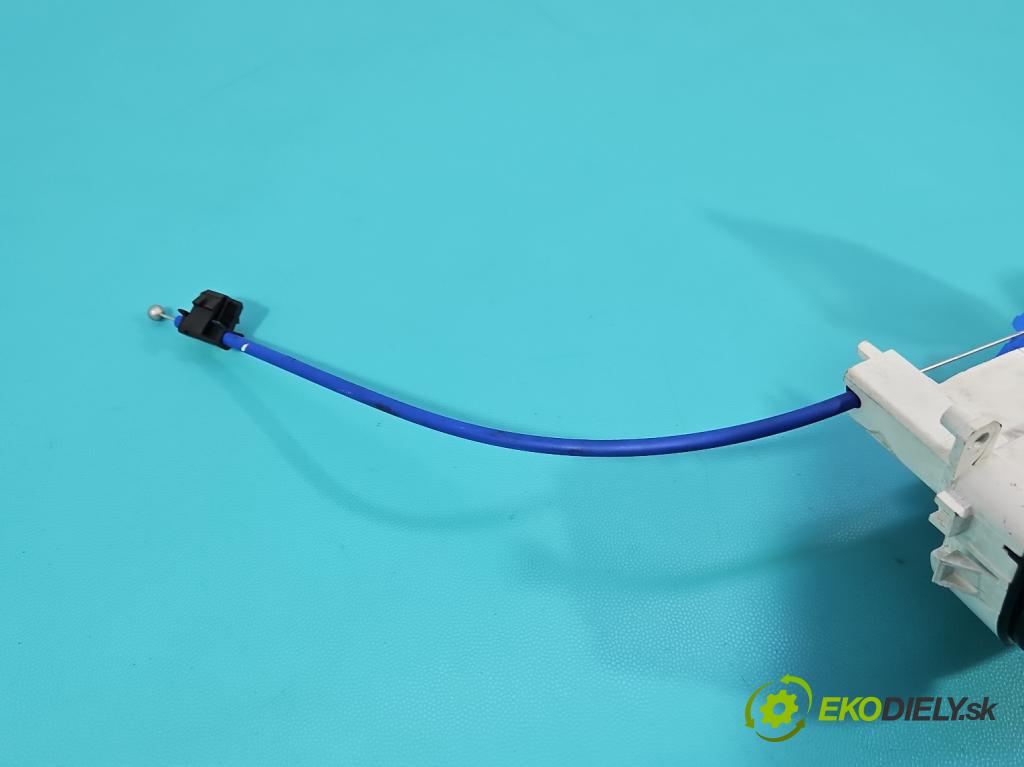 Renault Clio IV 2012-2020 1.2 16V 73 HP manual 54 kW 1149 cm3 5- panel kúrenia 272709830R