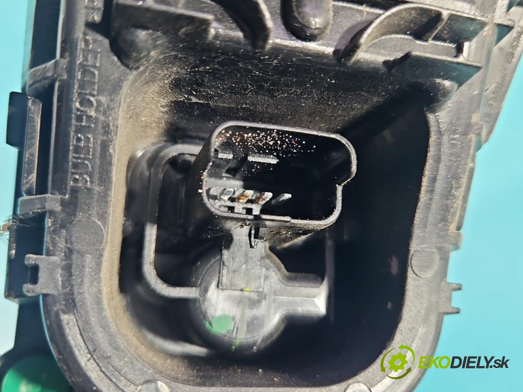 Renault Clio IV 2012-2020 1.2 16V 73 hp manual 54 kW 1149 cm3 5- světlo zadní pravé 265509846R (Klika dveří ostatní)