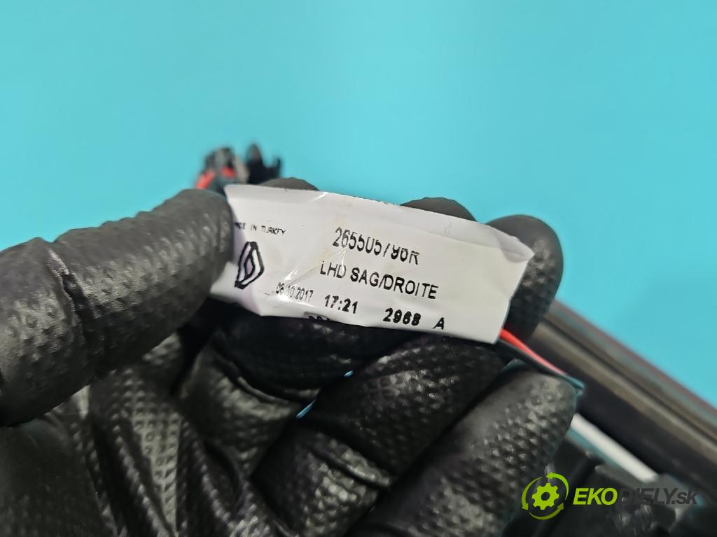 Renault Clio IV 2012-2020 1.2 16V 73 HP manual 54 kW 1149 cm3 5- svetlo / reflektor zadné pravé 265505796R (Kľučka dverí ostatné)