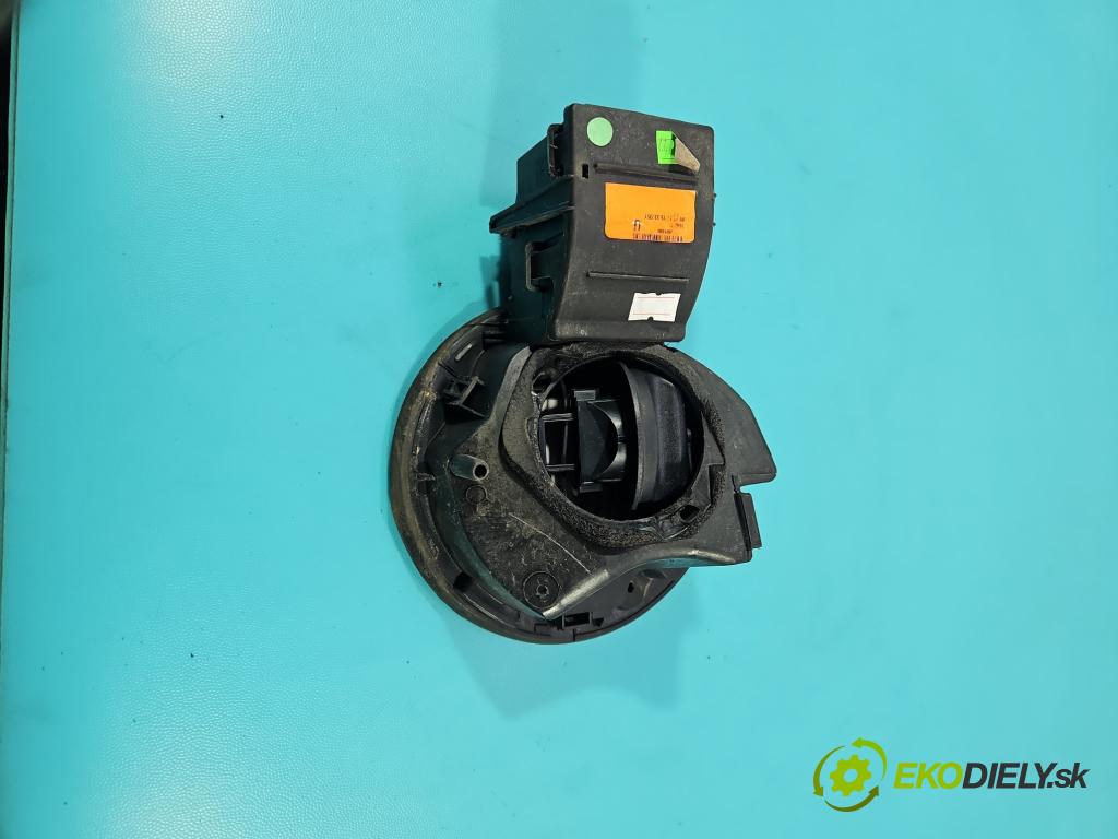 Renault Clio IV 2012-2020 1.2 16V 73 HP manual 54 kW 1149 cm3 5- Klapka nádrže palivo 301931 (Kľučka dverí ostatné)