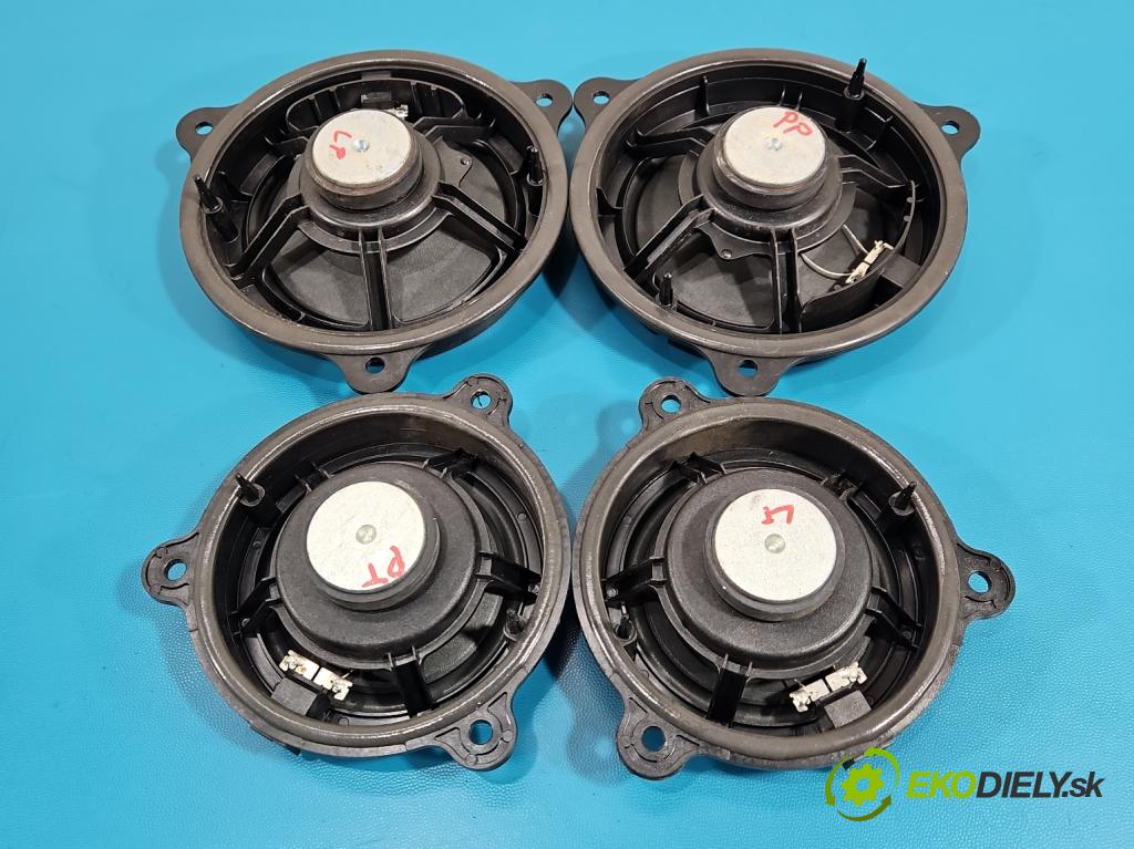 Renault Clio IV 2012-2020 1.2 16V 73 hp manual 54 kW 1149 cm3 5- reproduktory komplet