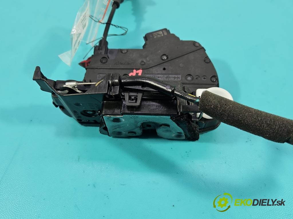 Renault Clio IV 2012-2020 1.2 16V 73 HP manual 54 kW 1149 cm3 5- zámok predné ľavý 805033000R