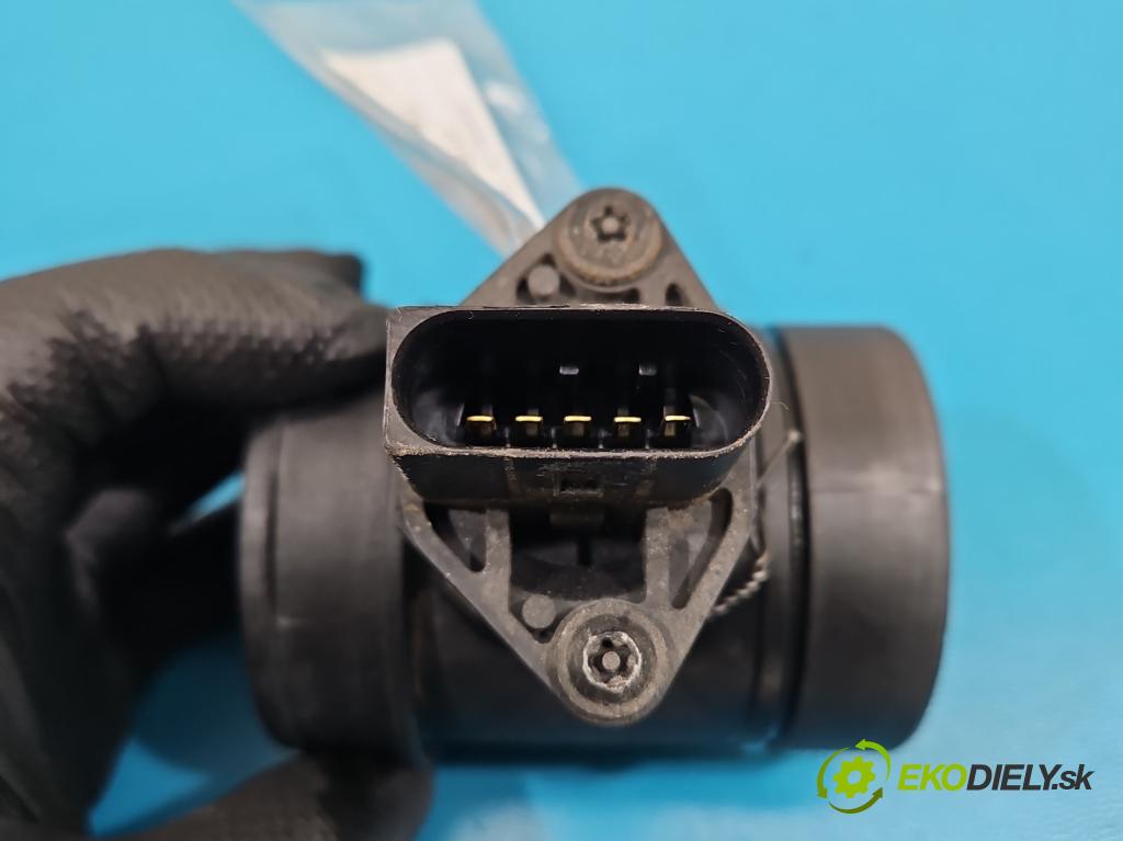 Porsche Cayenne I 2002-2010 4.5 V8 340KM: automatic 250 kW 4511 cm3 5- průtokoměr: 0281002435 (Váha vzduchu)