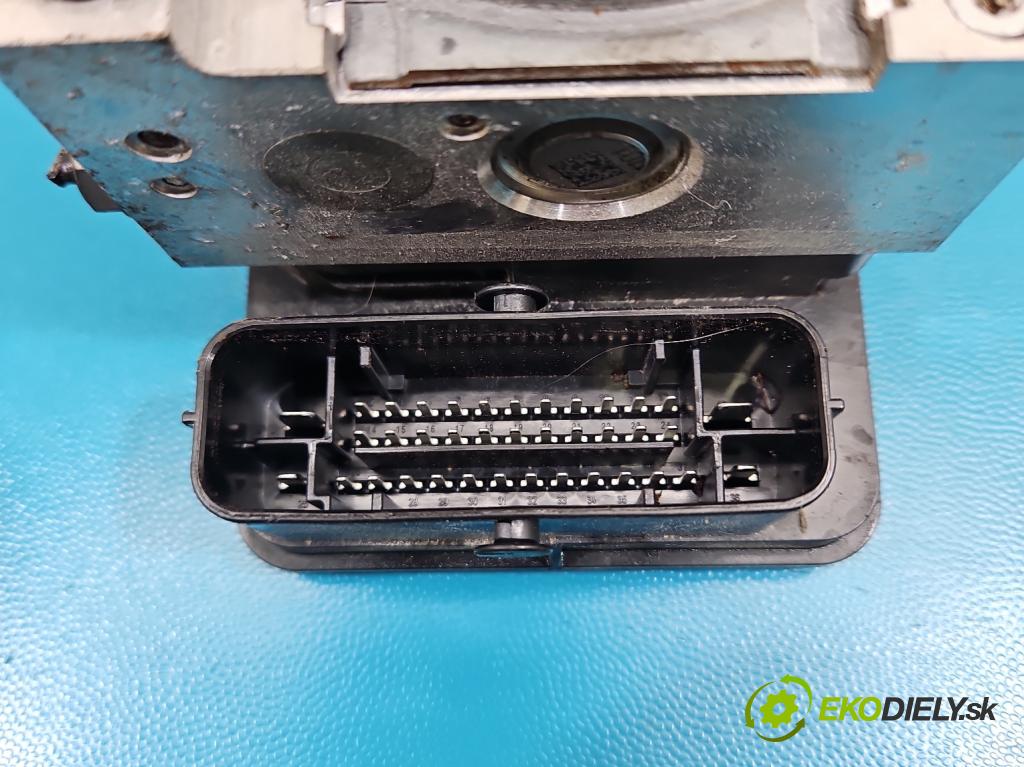 Skoda Octavia III 2013- 1.4 TSI 150 HP manual 110 kW 1395 cm3 5- čerpadlo abs 5Q0614517AQ (Pumpa ABS)