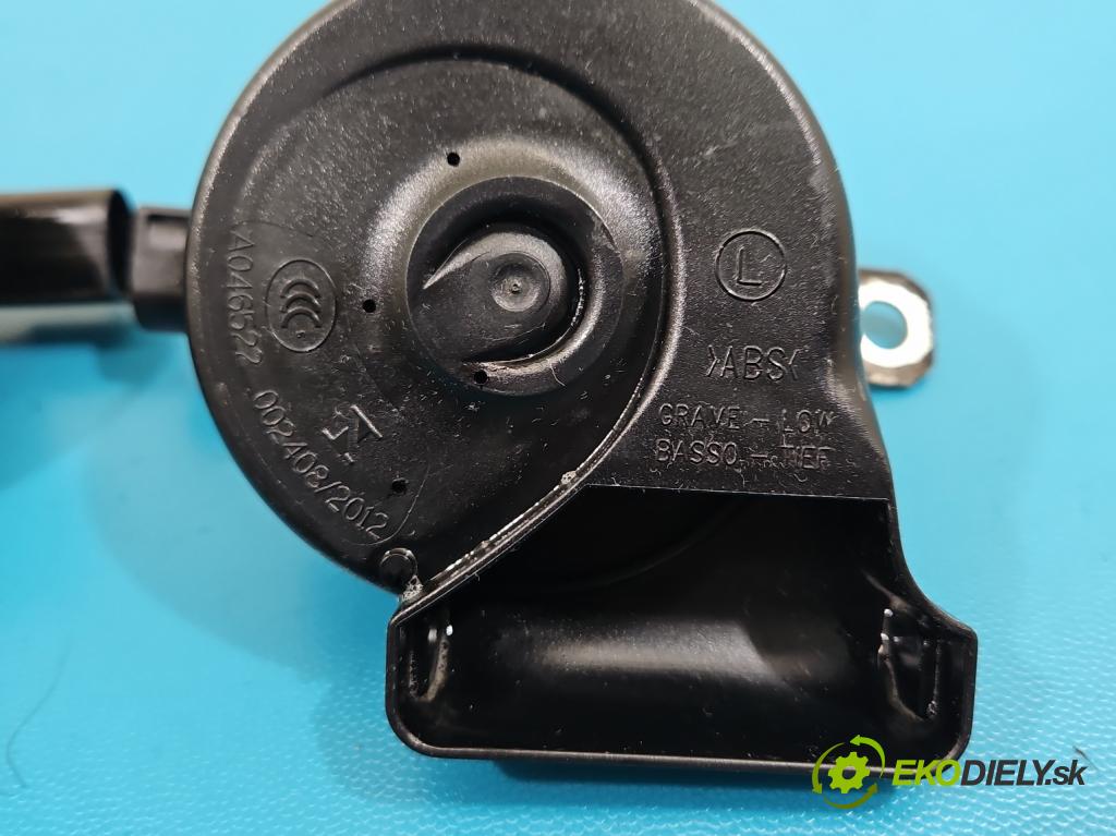 Skoda Octavia III 2013- 1.4 TSI 150 HP manual 110 kW 1395 cm3 5- Klakson: 5Q0951223B