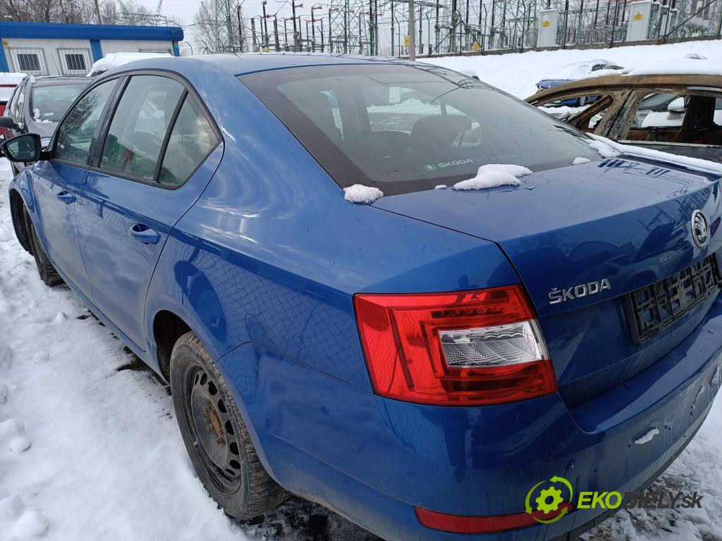 Skoda Octavia III 2013- 1.4 TSI 150 hp manual 110 kW 1395 cm3 5- Odraz: 5E5945105