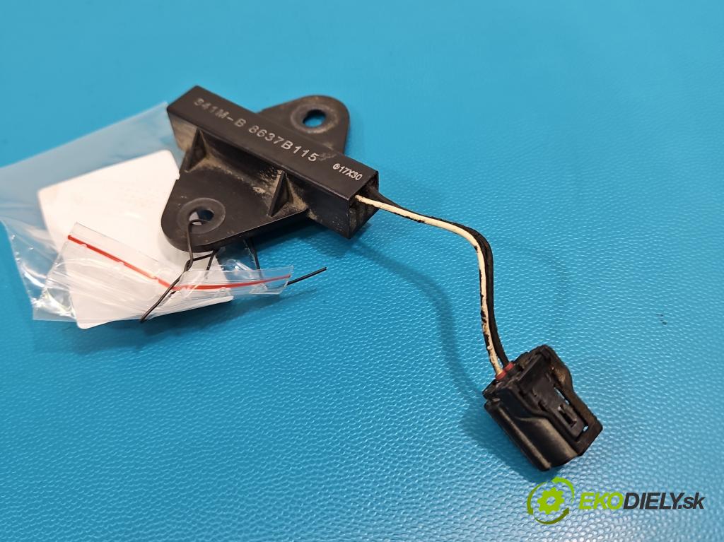 Mitsubishi Eclipse Cross  1.5 T 163 hp manual 120 kW 1499 cm3 5- Antena 8637B115