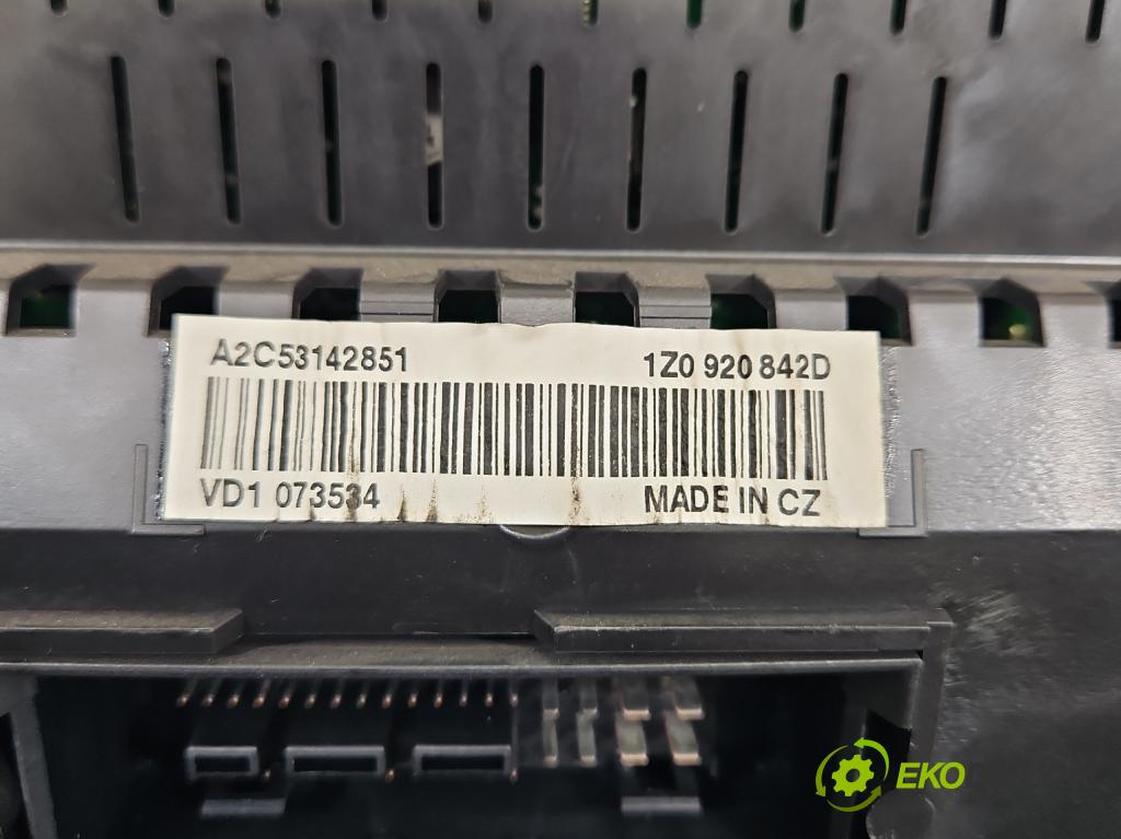 Skoda Octavia II 2004-2013 1.9 tdi 105 HP manual 77 kW 1896 cm3 5- prístrojovka/ budíky 1Z0920842D (Prístrojová doska)