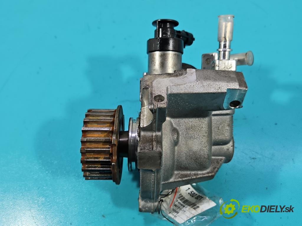 Ford Focus Mk3 2010-2018 1.5 tdci 95 hp manual 70 kW 1499 cm3 5- čerpadlo vstřikovací 0445010592 (Vstřikovací čerpadlo)