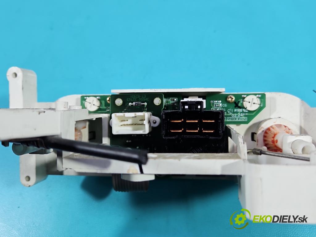 Nissan Almera N16 2000-2006 1.5 16V 98 HP manual 72 kW 1497 cm3 5- panel kúrenia