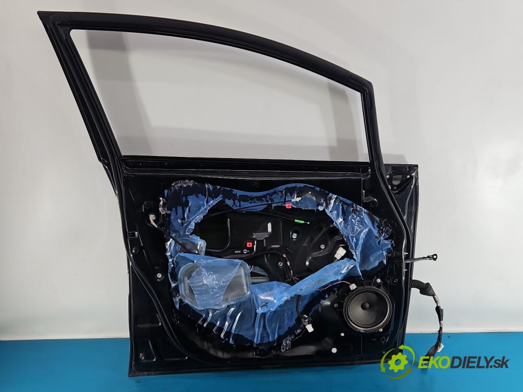 Toyota Verso 2009-2018 1.8 16V 147 HP automatic 108 kW 1798 cm3 5- dvere predné ľavé  (Kľučka dverí ostatné)