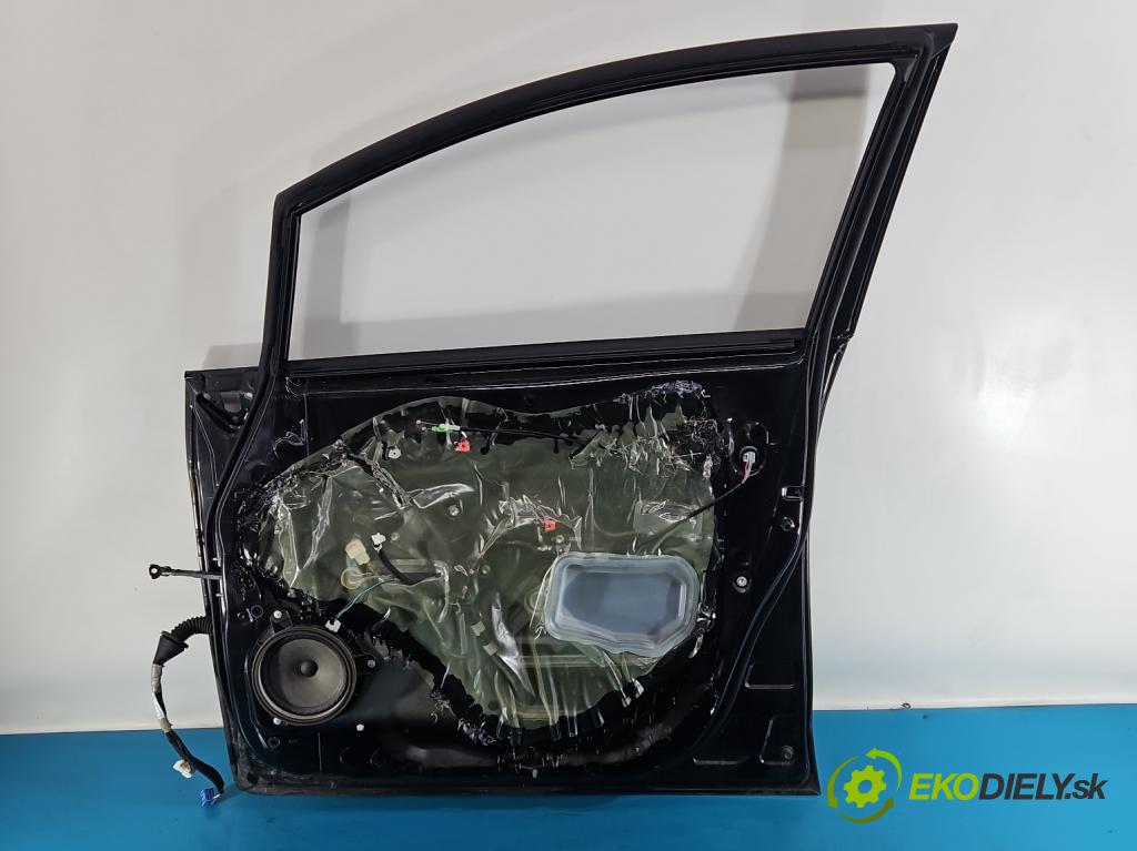 Toyota Verso 2009-2018 1.8 16V 147 HP automatic 108 kW 1798 cm3 5- dvere predné pravé  (Kľučka dverí ostatné)