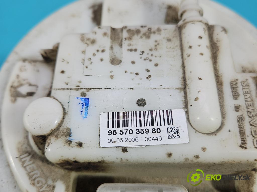 Peugeot 207 1.4 16V 88 HP manual 65 kW 1360 cm3 3- čerpadlo palivo 9657035980