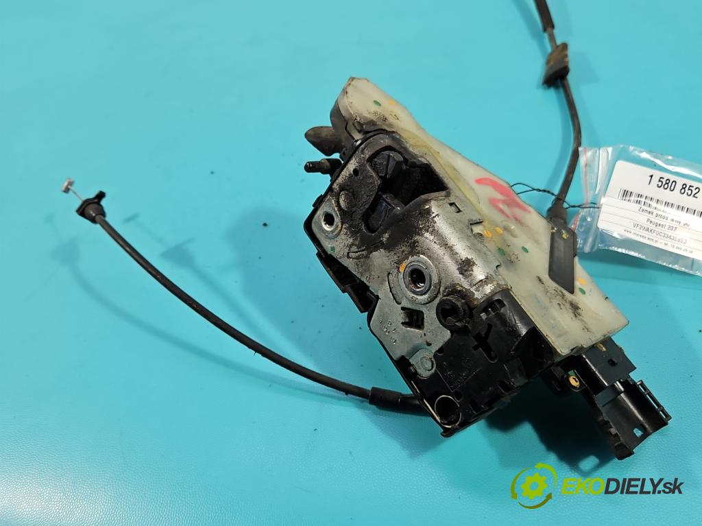 Peugeot 207 1.4 16V 88 hp manual 65 kW 1360 cm3 3- zámek přední levý 24087816