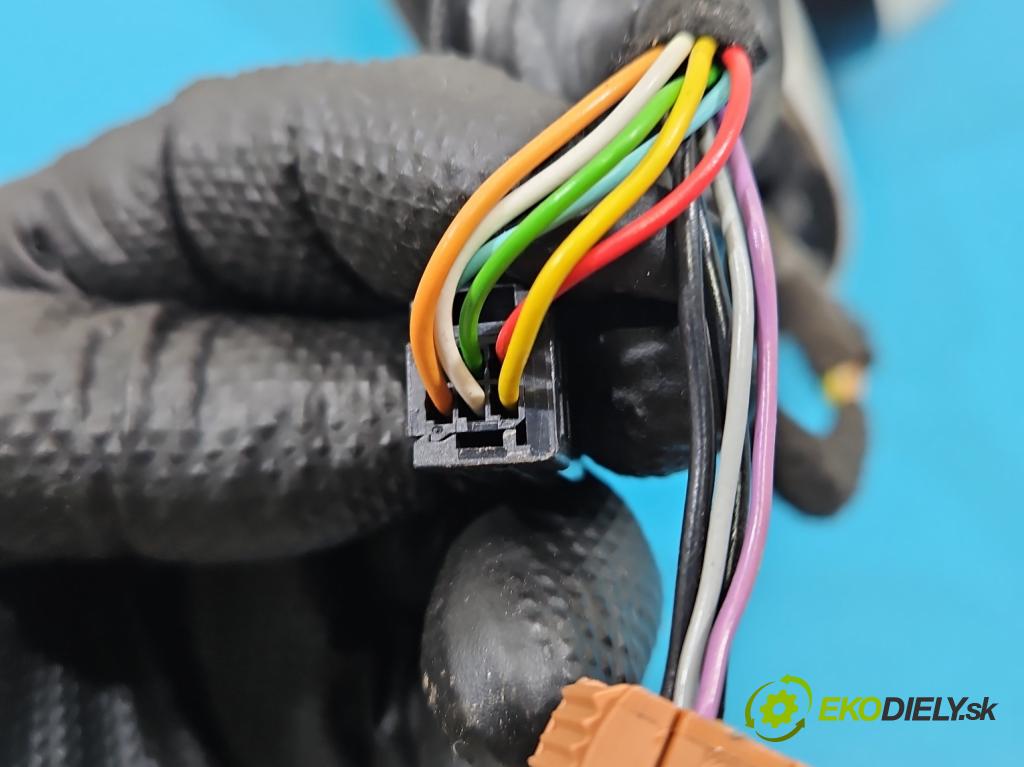 Citroen DS5 2011-2015 2.0 HDI 163 hp automatic 120 kW 1997 cm3 5- zpětné zrcátko levé  (Klika dveří ostatní)