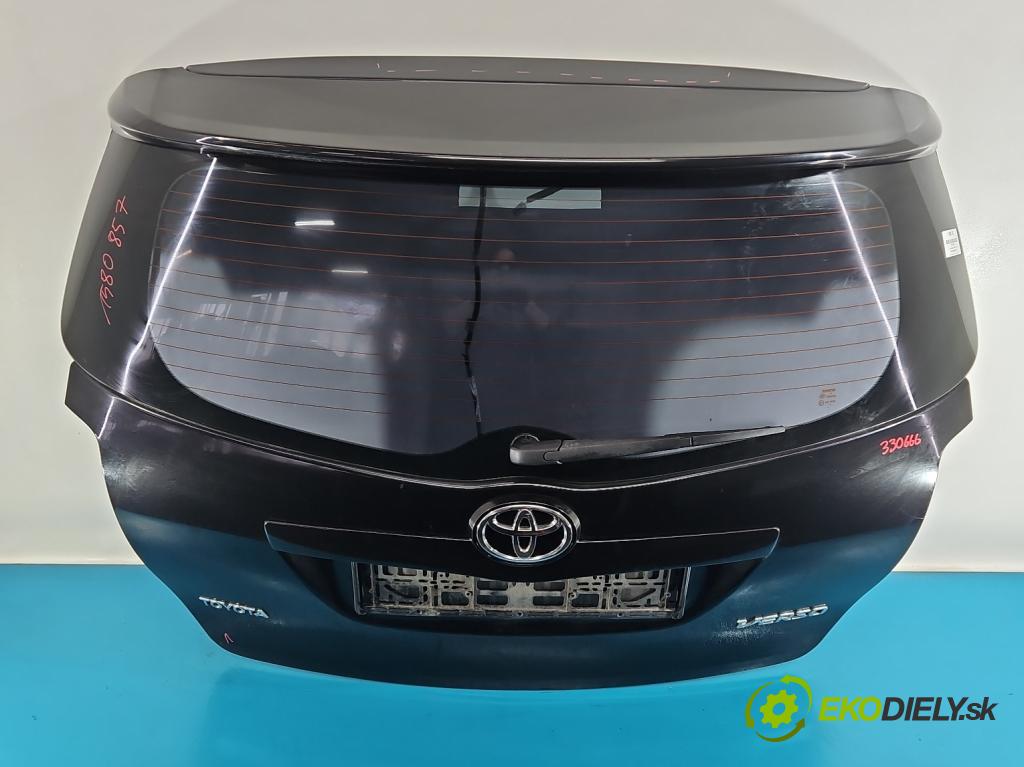 Toyota Verso 2009-2018 1.8 16V 147 HP automatic 108 kW 1798 cm3 5- zadna kufor  (Kapota zadná (kufor))