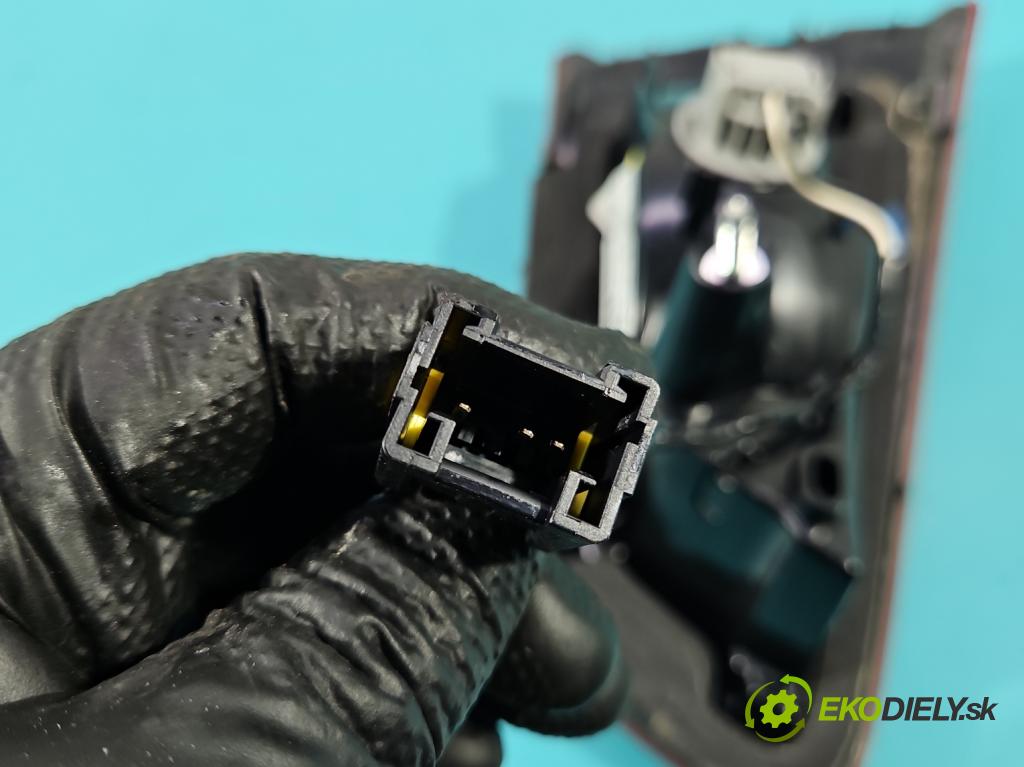 Citroen DS5 2011-2015 2.0 HDI 163 hp automatic 120 kW 1997 cm3 5- světlo zadní pravé 9803167980 (Klika dveří ostatní)