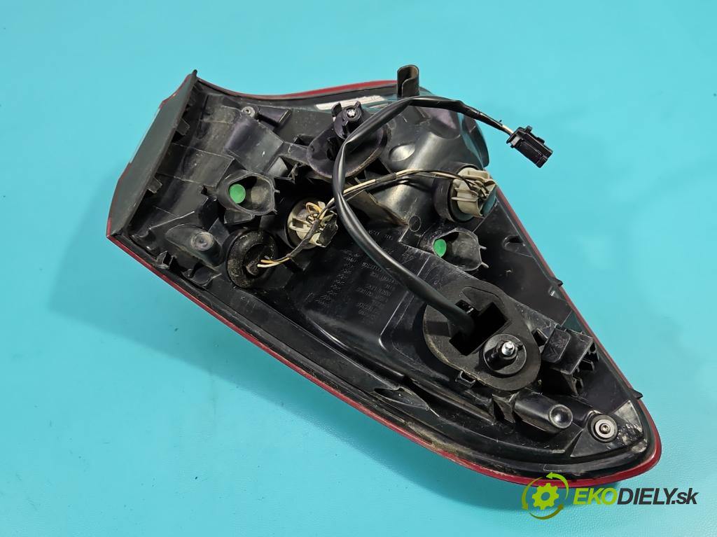 Citroen DS5 2011-2015 2.0 HDI 163 hp automatic 120 kW 1997 cm3 5- světlo zadní pravé 9803167780 (Klika dveří ostatní)
