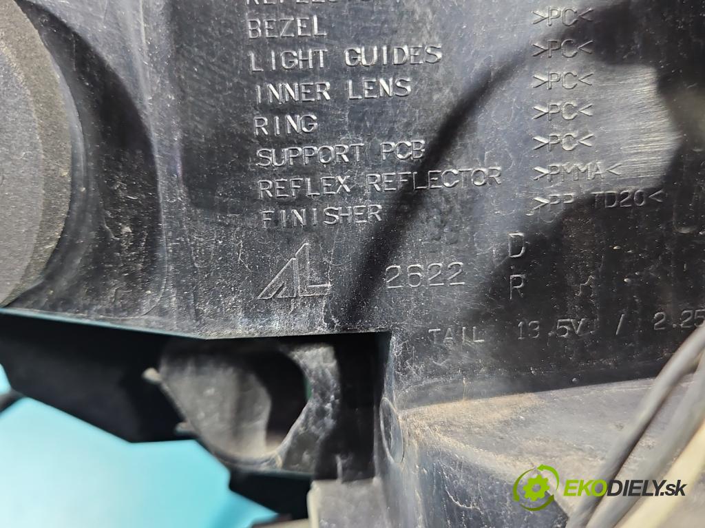 Citroen DS5 2011-2015 2.0 HDI 163 hp automatic 120 kW 1997 cm3 5- světlo zadní pravé 9803167780 (Klika dveří ostatní)