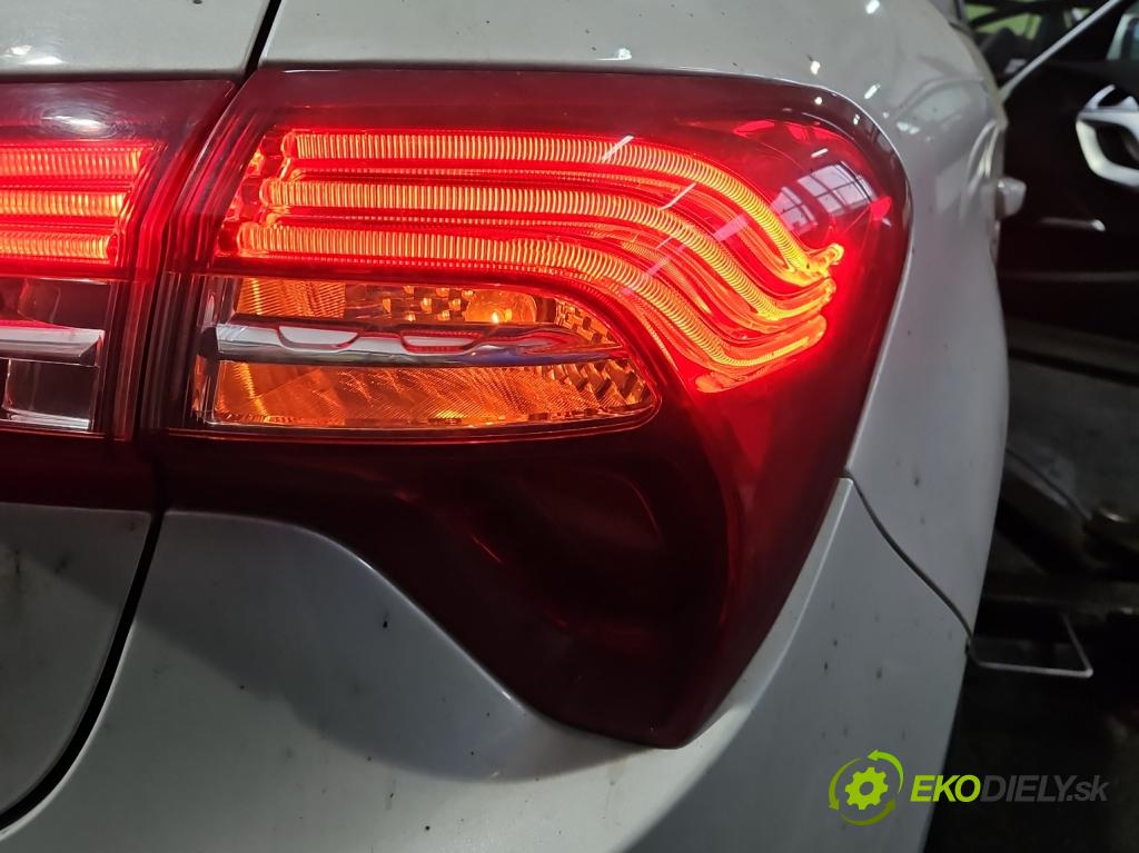 Citroen DS5 2011-2015 2.0 HDI 163 HP automatic 120 kW 1997 cm3 5- svetlo / reflektor zadné pravé 9803167780 (Kľučka dverí ostatné)