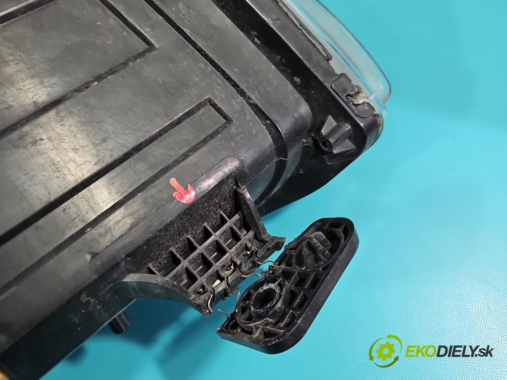 Citroen DS5 2011-2015 2.0 HDI 163 HP automatic 120 kW 1997 cm3 5- Reflektor: pravý 9806093380 (Svetlo predné pravé)