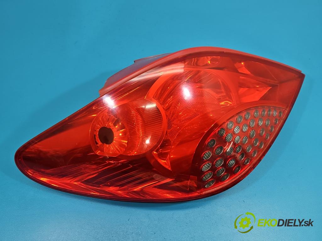 Peugeot 207 1.4 16V 88 HP manual 65 kW 1360 cm3 3- svetlo / reflektor zadné ľavé 9649986680 (Kľučka dverí ostatné)