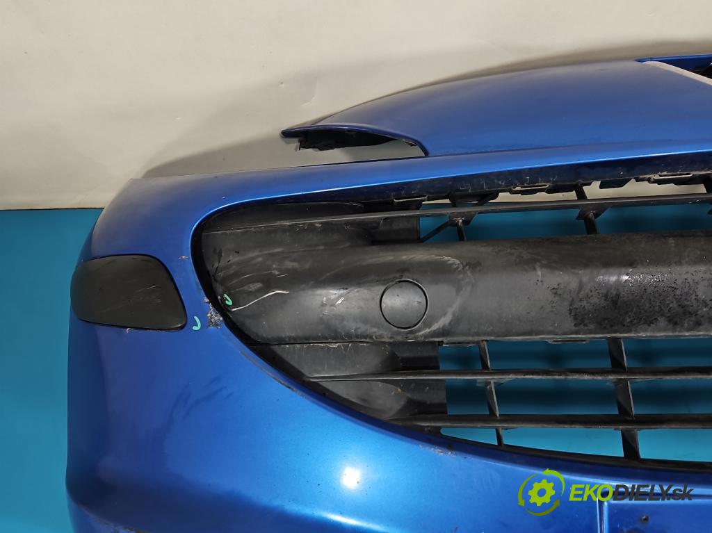 Peugeot 207 1.4 16V 88 HP manual 65 kW 1360 cm3 3- nárazník predné  (Kľučka dverí ostatné)