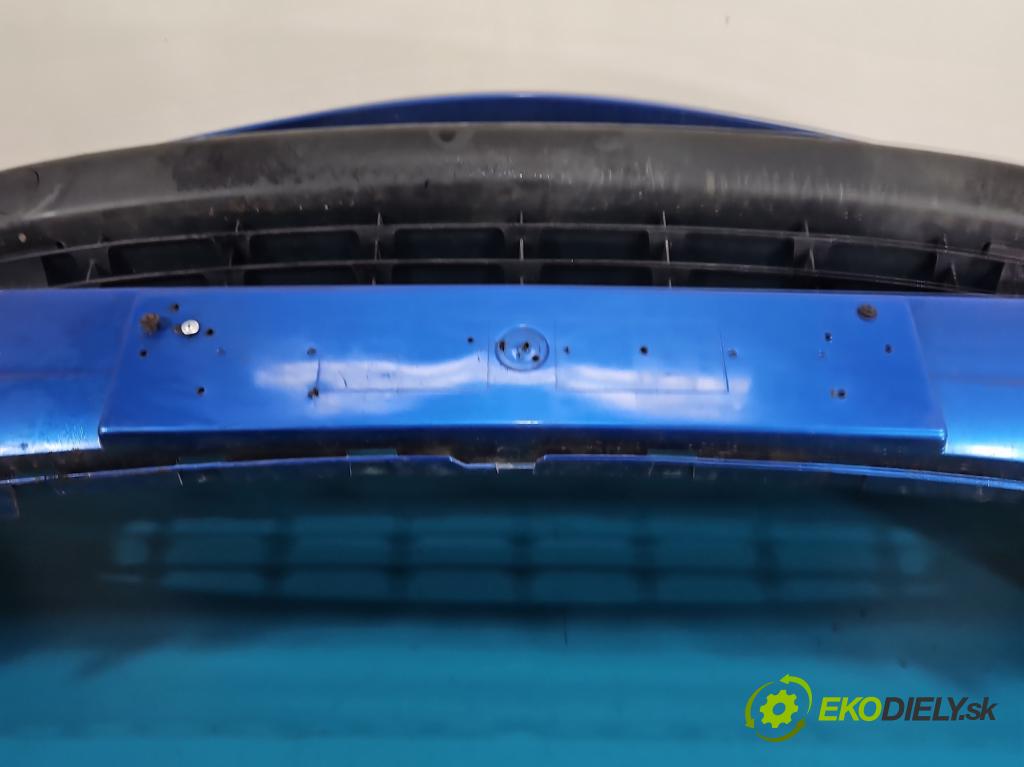 Peugeot 207 1.4 16V 88 HP manual 65 kW 1360 cm3 3- nárazník predné  (Kľučka dverí ostatné)