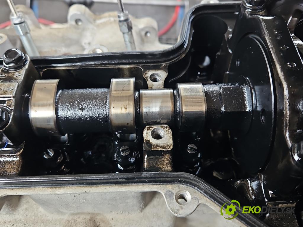 Toyota Corolla E12 2001-2009 1.4 D4D 90 HP manual 66 kW 1364 cm3 5- motor diesla 1ND