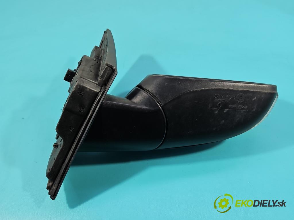 Renault Fluence 1.6 16V 110 HP manual 81 kW 1598 cm3 4- zrkadlo pravé 963010176R (Kľučka dverí ostatné)