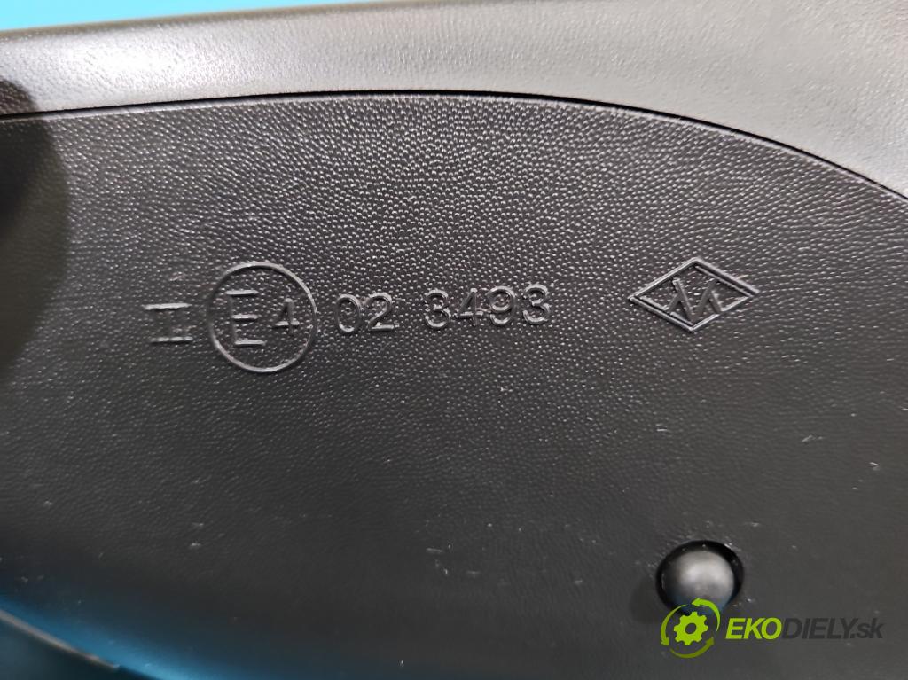 Renault Fluence 1.6 16V 110 HP manual 81 kW 1598 cm3 4- zrkadlo ľavé  (Kľučka dverí ostatné)