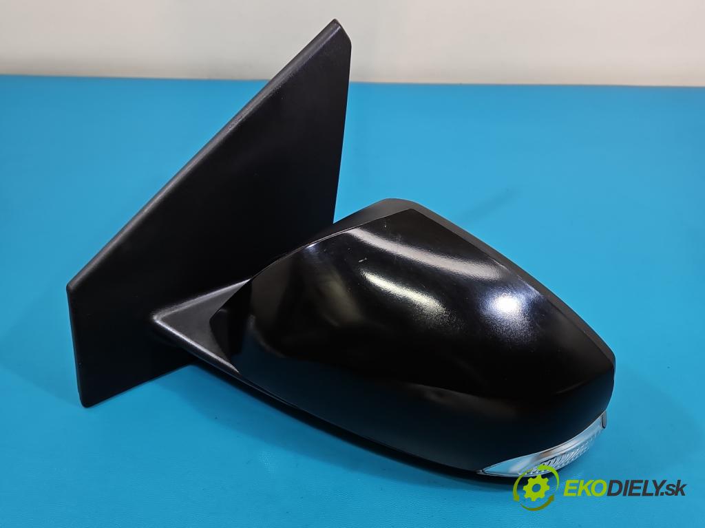 Renault Fluence 1.6 16V 110 HP manual 81 kW 1598 cm3 4- zrkadlo ľavé  (Kľučka dverí ostatné)