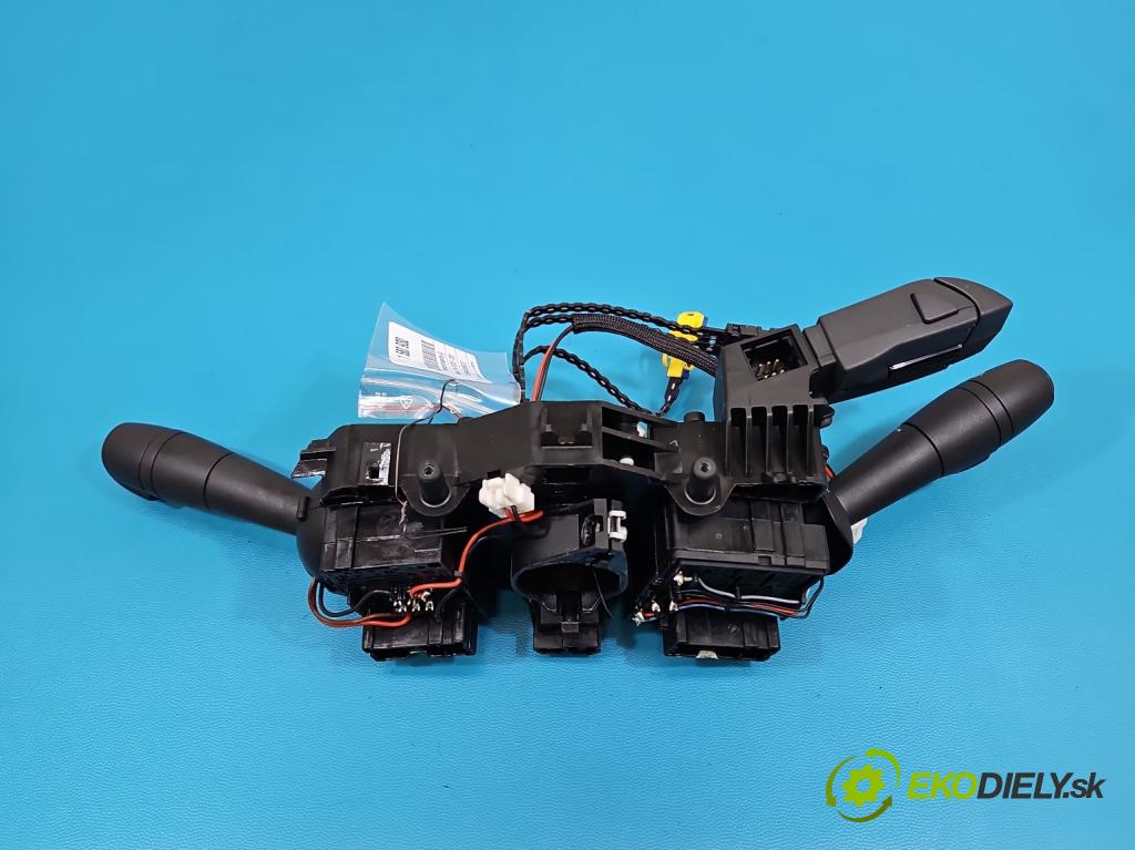 Renault Clio IV 2012-2020 1.2 16V 73 HP manual 54 kW 1149 cm3 5- prepínač komplex: 255671163R (Prepínacie páčky pod volantom)