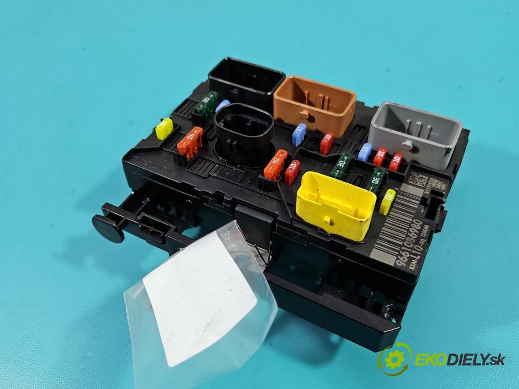 Peugeot 207 1.4 16V 88 HP manual 65 kW 1360 cm3 3- riadiaca jednotka ostatné 9661086980