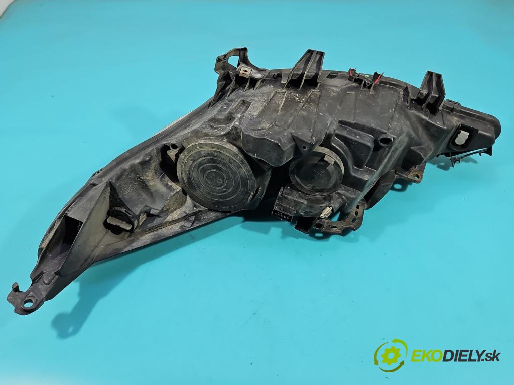 Peugeot 207 1.4 16V 88 HP manual 65 kW 1360 cm3 3- Reflektor: pravý 9649986180 (Svetlo predné pravé)