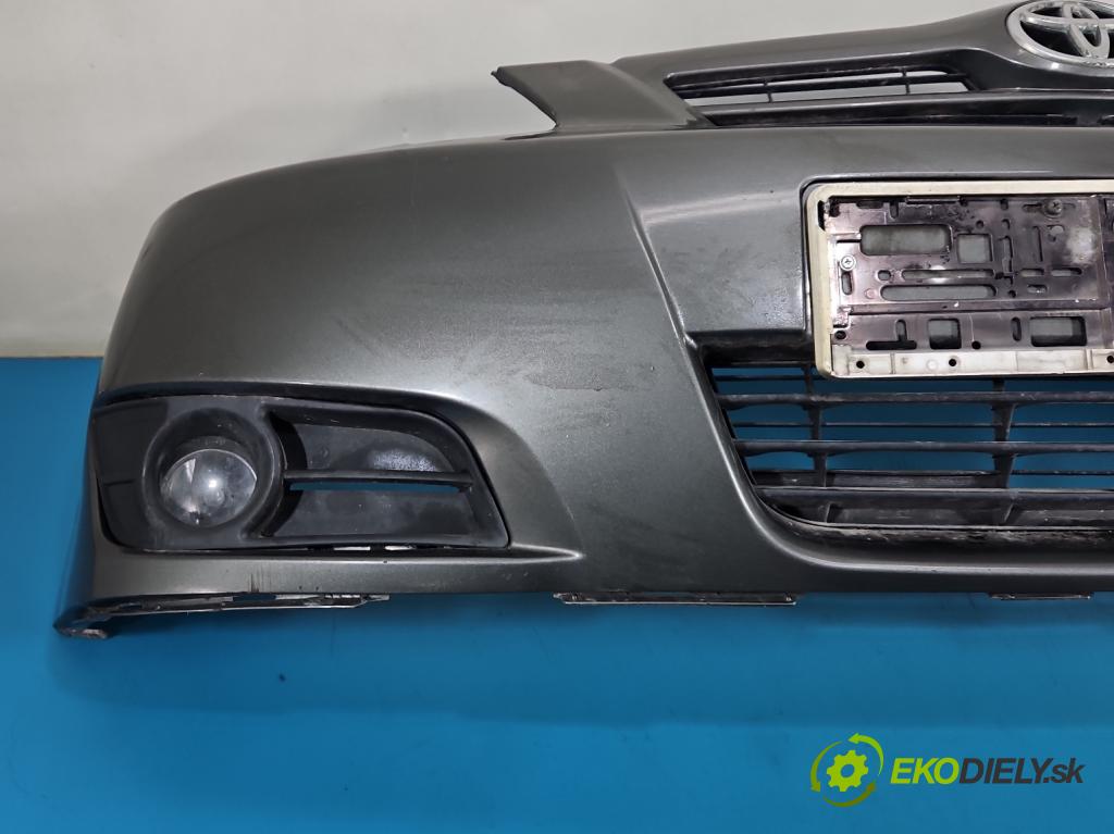 Toyota Corolla E12 2001-2009 1.4 D4D 90 HP manual 66 kW 1364 cm3 5- nárazník predné  (Kľučka dverí ostatné)