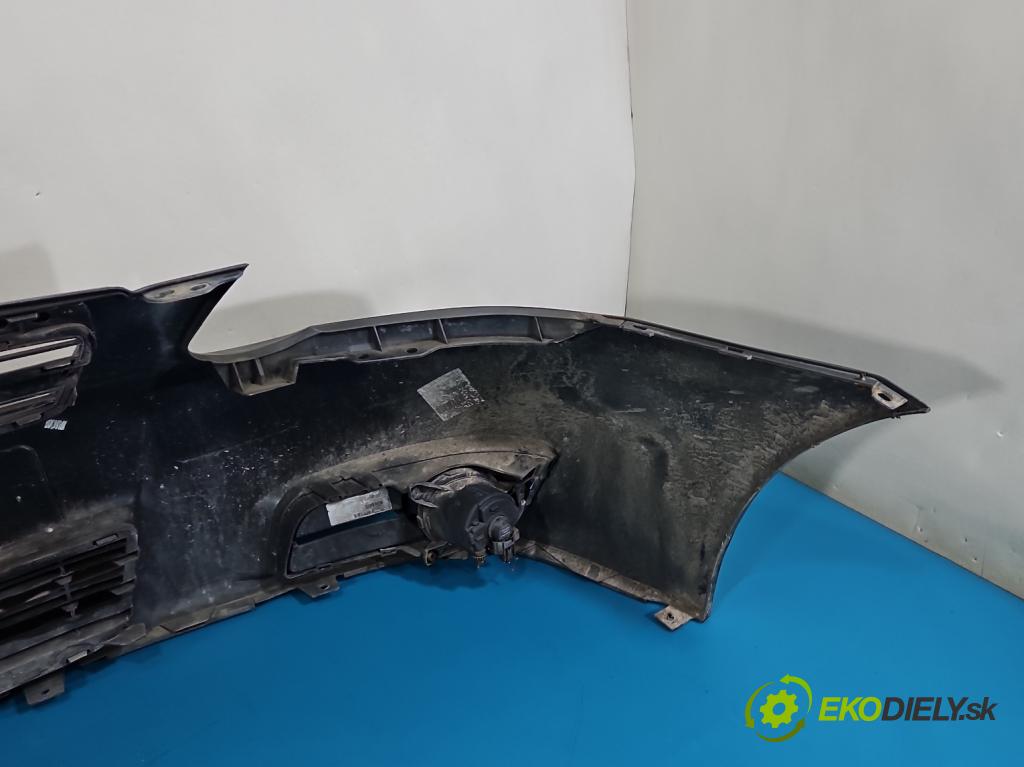 Toyota Corolla E12 2001-2009 1.4 D4D 90 HP manual 66 kW 1364 cm3 5- nárazník predné  (Kľučka dverí ostatné)