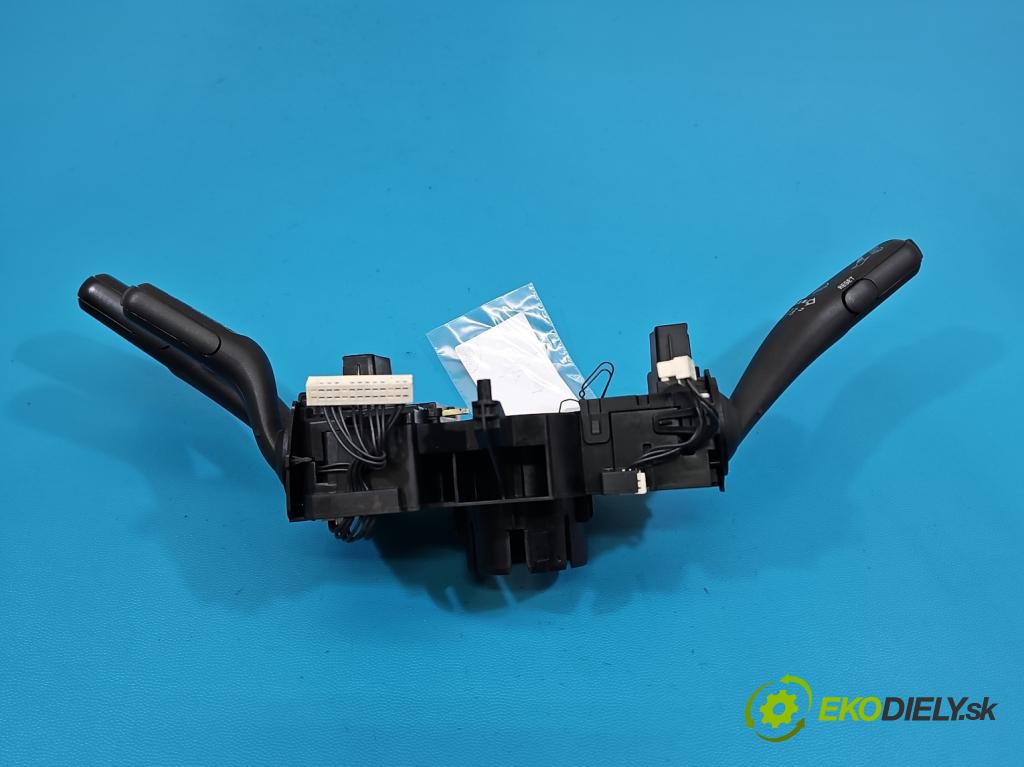 Audi Q5 2008-2016 3.0 tdi 239KM automatic 176 kW 2967 cm3 5- prepínač komplex: 8K0953502BK (Prepínacie páčky pod volantom)