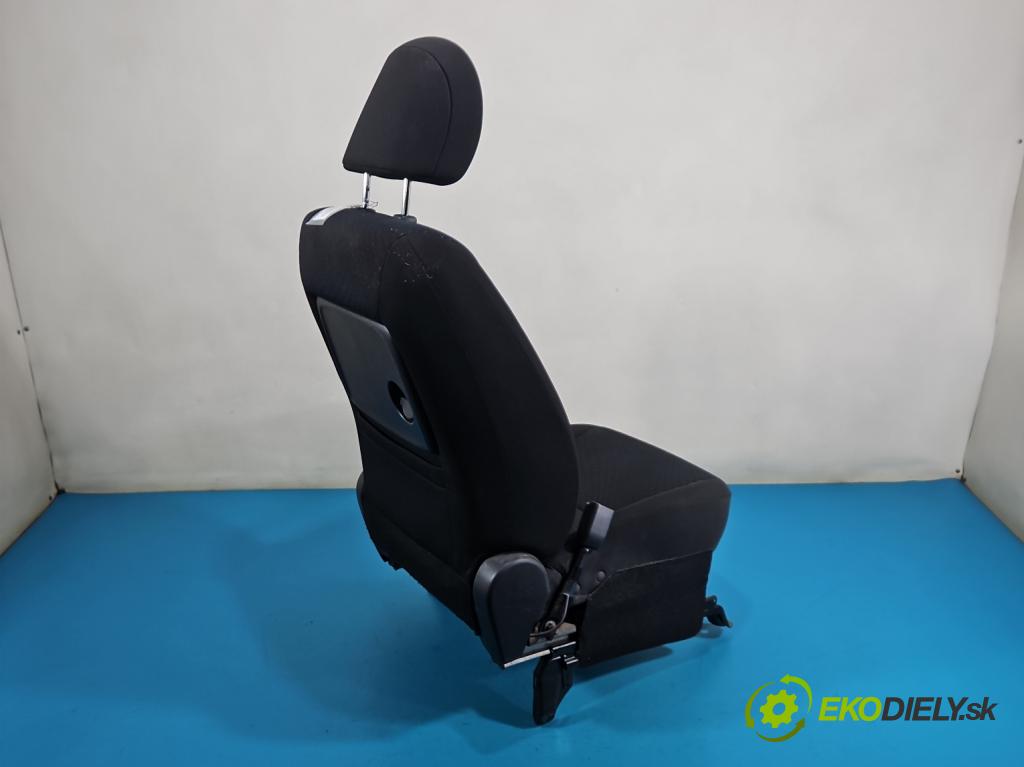 Toyota Verso 2009-2018 1.8 16V 147 hp automatic 108 kW 1798 cm3 5- Sedadlo levý  (Sedadlo)