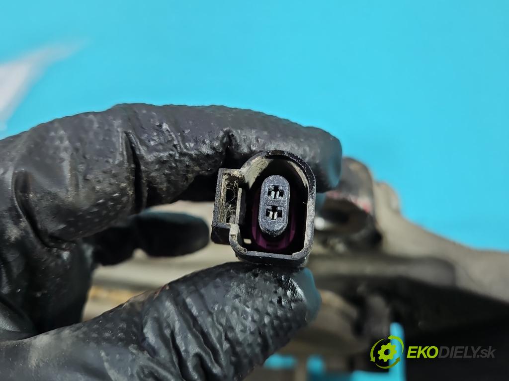 Porsche Cayenne I 2002-2010 4.5 V8 340KM: automatic 250 kW 4511 cm3 5- brzdič predné ľavý  (Kľučka dverí ostatné)