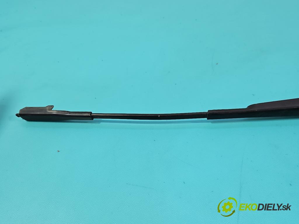 Opel Zafira B 2005-2014 1.8 16V 140 HP manual 103 kW 1796 cm3 5- rameno stieračov predné komplet 13145564