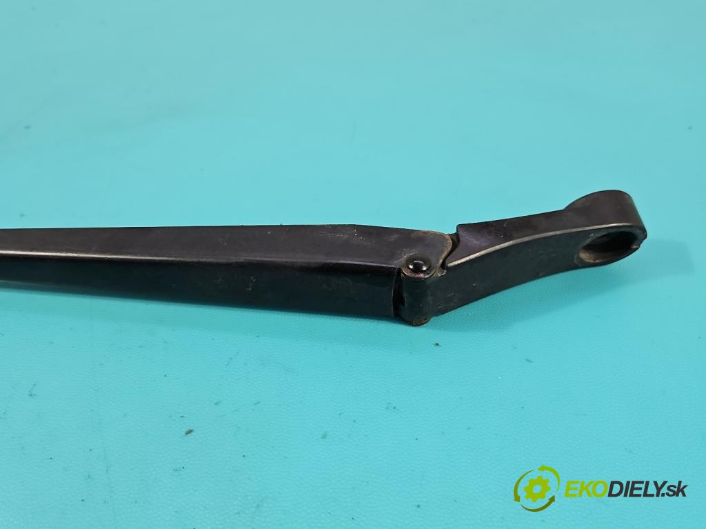 Opel Zafira B 2005-2014 1.8 16V 140 HP manual 103 kW 1796 cm3 5- rameno stieračov predné komplet 13145564