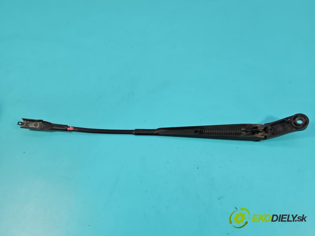 Opel Zafira B 2005-2014 1.8 16V 140 HP manual 103 kW 1796 cm3 5- rameno stieračov predné komplet 13145564