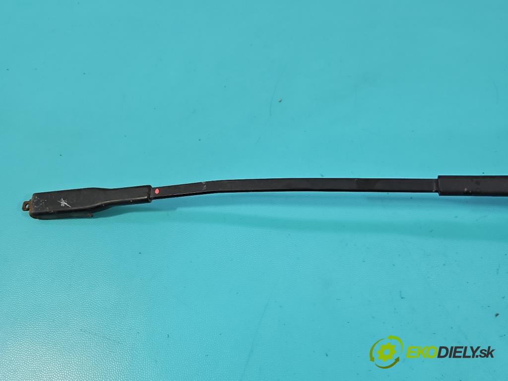 Opel Zafira B 2005-2014 1.8 16V 140 HP manual 103 kW 1796 cm3 5- rameno stieračov predné komplet 13145564