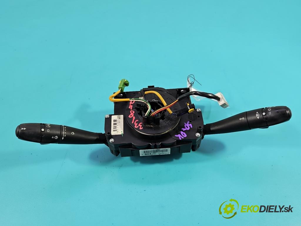 Peugeot 207 1.4 16V 88 HP manual 65 kW 1360 cm3 3- prepínač komplex: 96630731XT (Prepínacie páčky pod volantom)