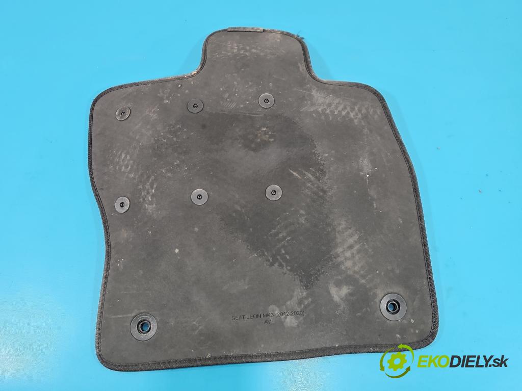 Seat Leon III 2012-2020 2.0 tdi 150 hp manual 110 kW 1968 cm3 5- Koberce: