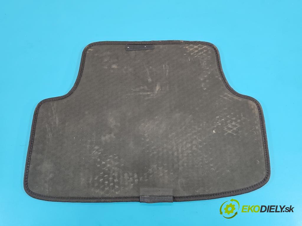 Seat Leon III 2012-2020 2.0 tdi 150 hp manual 110 kW 1968 cm3 5- Koberce: