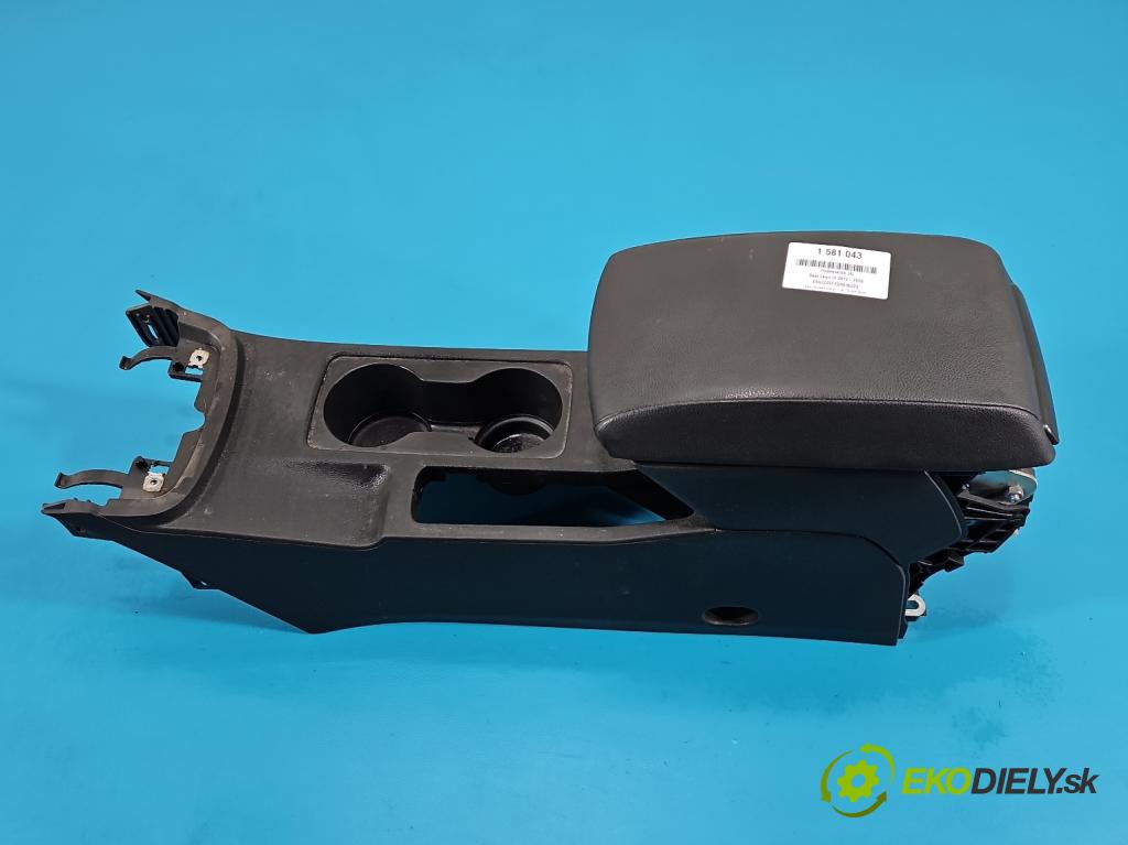 Seat Leon III 2012-2020 2.0 tdi 150 hp manual 110 kW 1968 cm3 5- loketní opěrka 5F0864981A (Loketní opěrka)