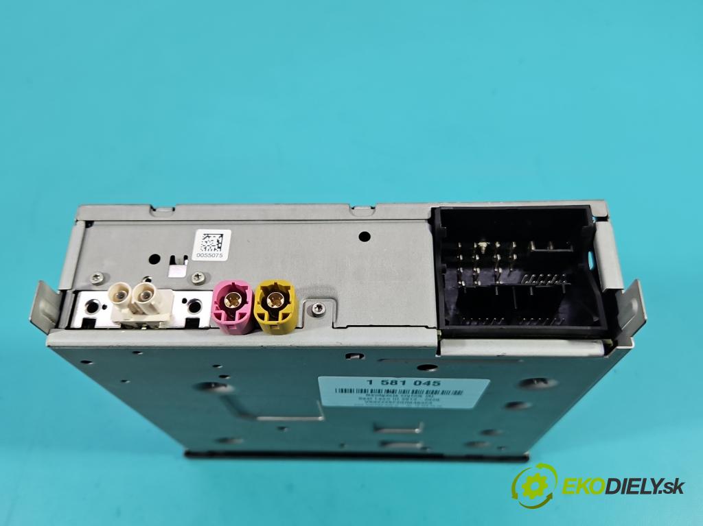 Seat Leon III 2012-2020 2.0 tdi 150 HP manual 110 kW 1968 cm3 5- Navigácia: čítačka 5QA035824